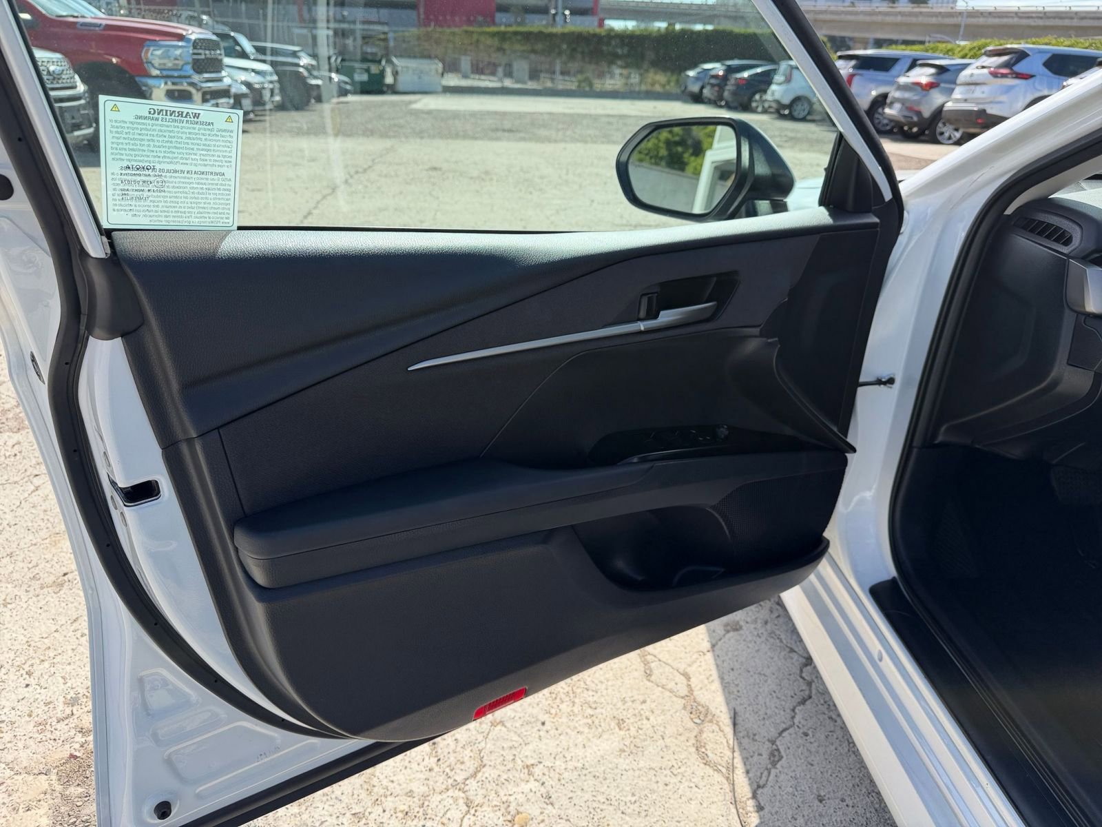 Used 2025 Toyota Camry LE image 20