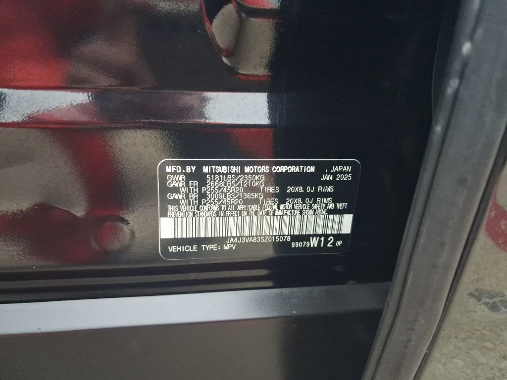 Used 2025 Mitsubishi Outlander SE FWD image 3