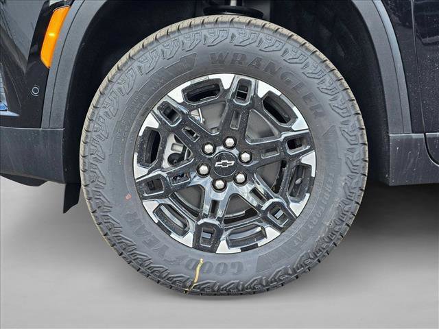 New 2027 Chevrolet Traverse Z71 w/ Enhanced Driving Package AWD/4WD image 10