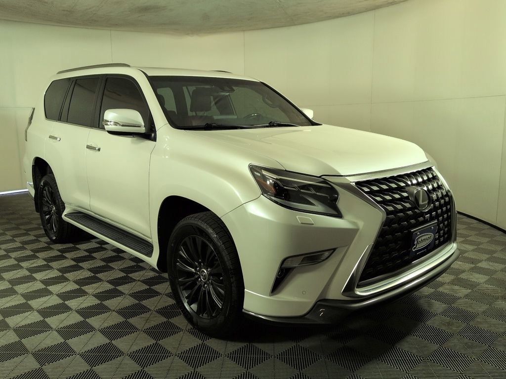 Used 2023 Lexus GX 460 Luxury w/ Sport Design Package AWD/4WD image 3