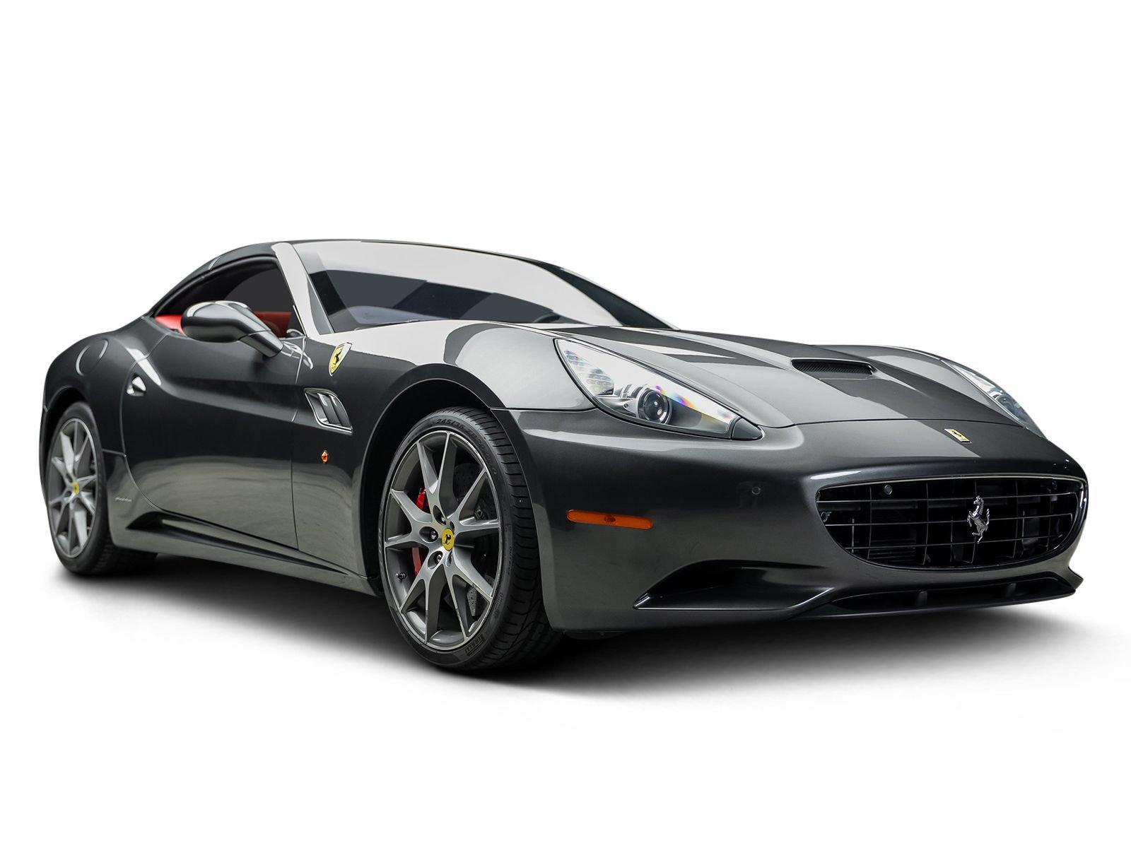 Used 2010 Ferrari California RWD image 2