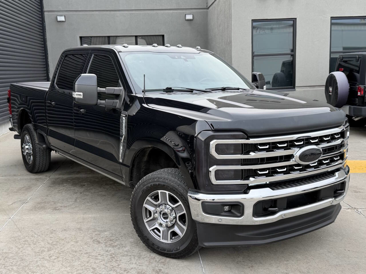 Used 2023 Ford F250 Lariat w/ Lariat Ultimate Package image 6