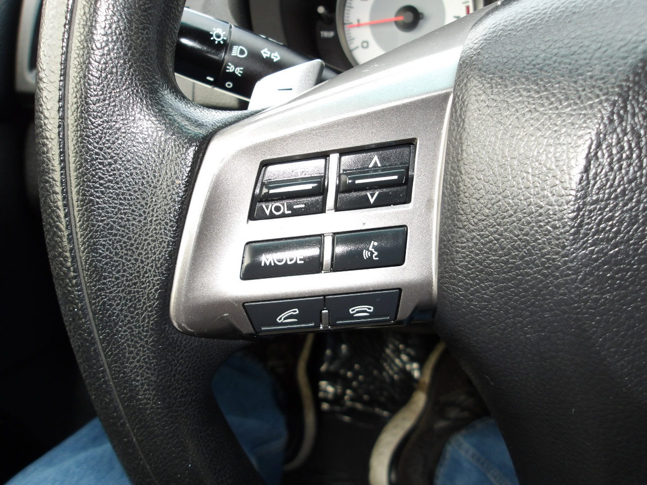 Used 2014 Subaru Impreza 2.0i Premium w/ All-Weather Package w/CVT image 15