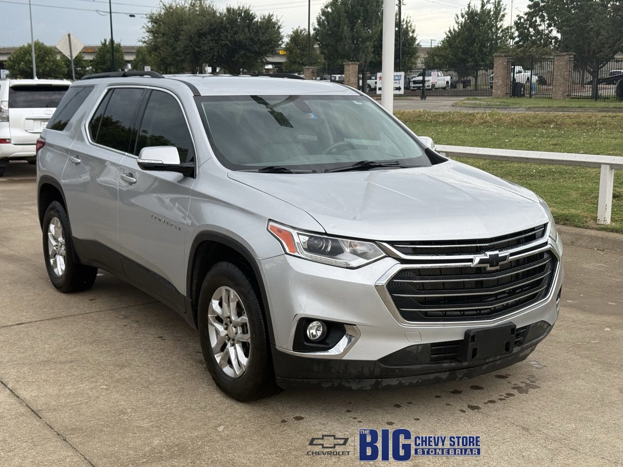 Used 2020 Chevrolet Traverse LT