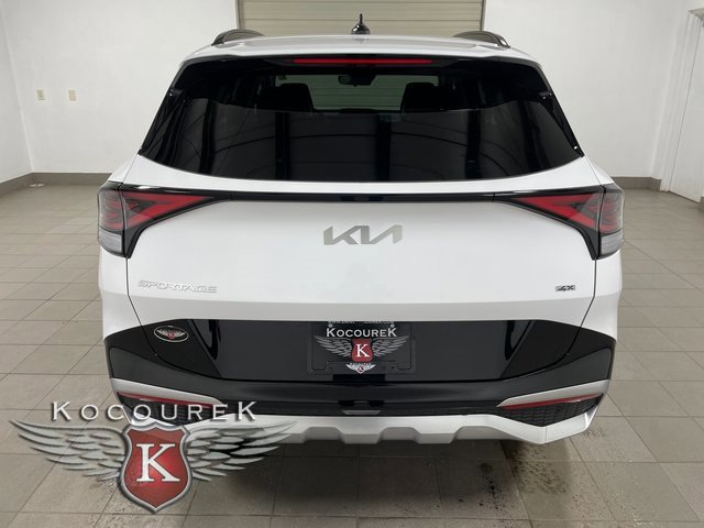 Used 2025 Kia Sportage SX image 5