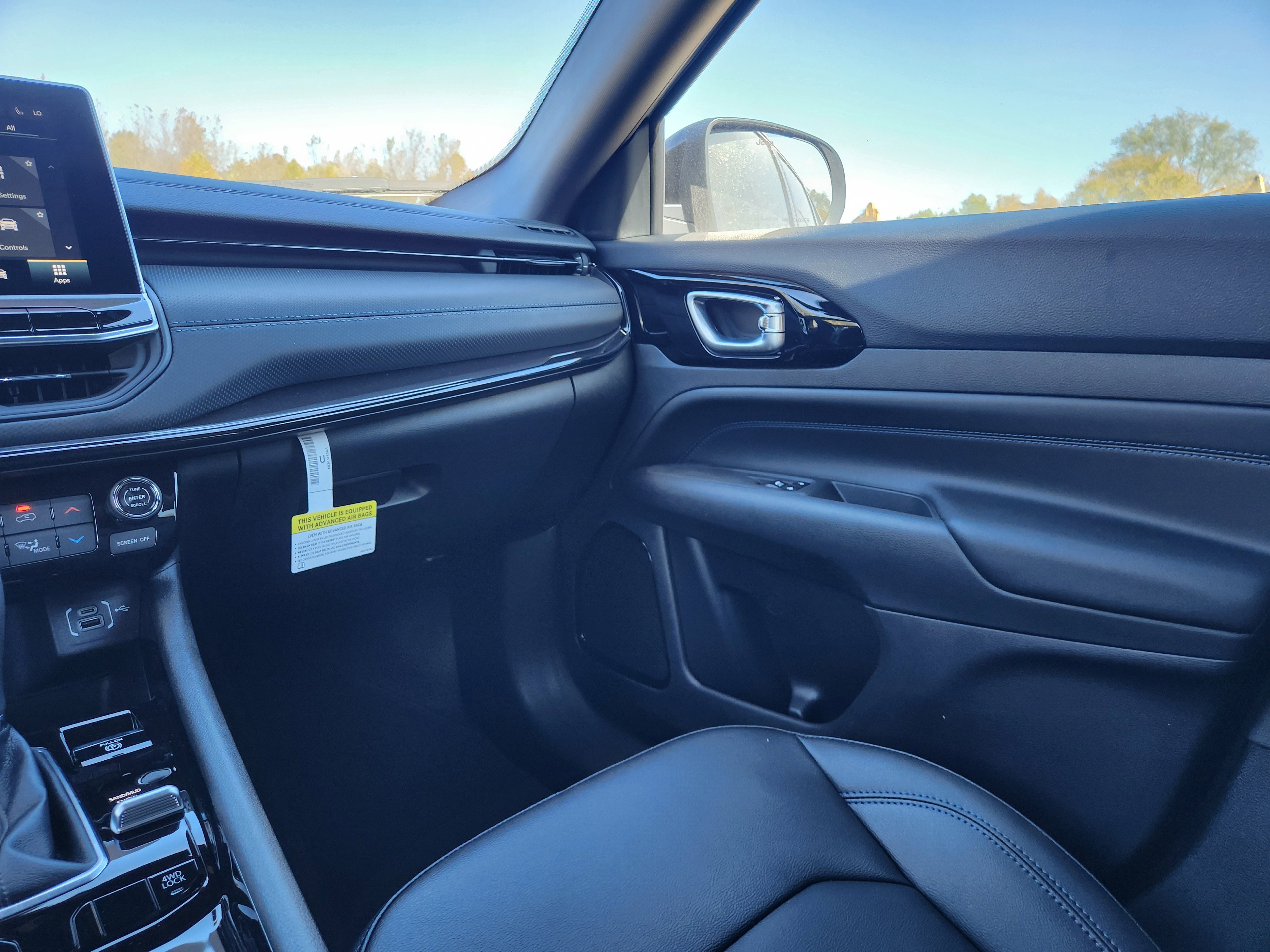 New 2026 Jeep Compass Limited AWD/4WD image 21