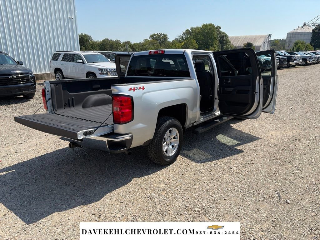 Used 2018 Chevrolet Silverado 1500 LT w/ All Star Edition AWD/4WD image 34