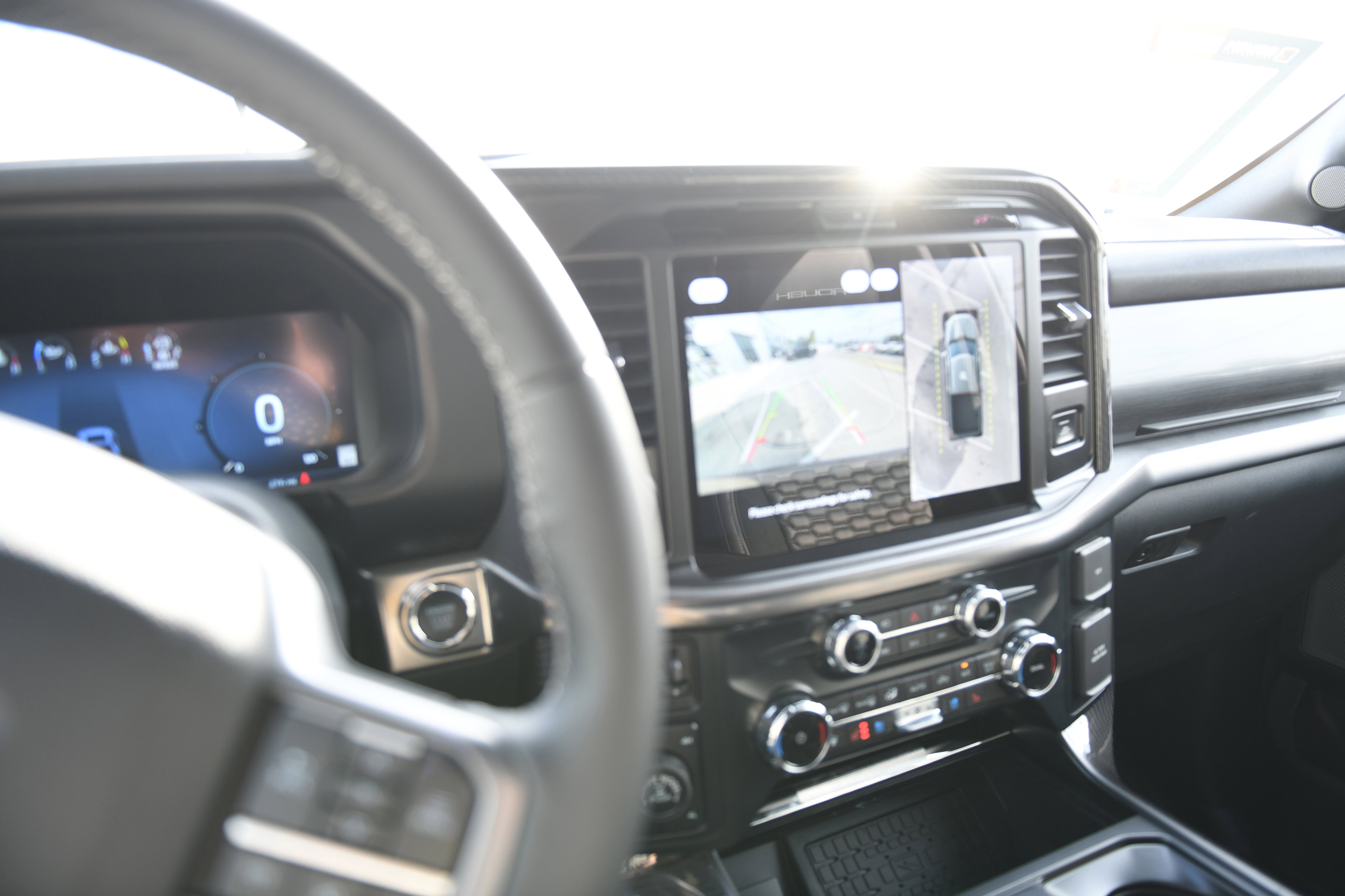 New 2025 Ford F150 Lariat w/ Equipment Group 502A High image 26