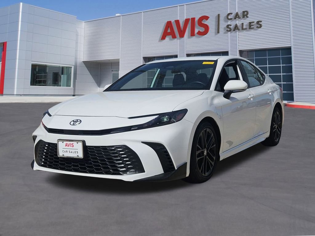 Used 2025 Toyota Camry SE