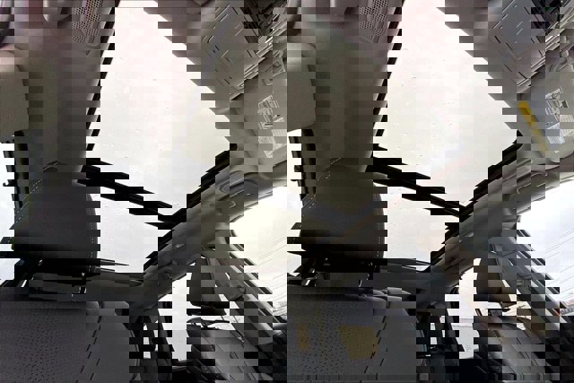 Certified 2025 Acura MDX SH-AWD w/ Technology Package image 22