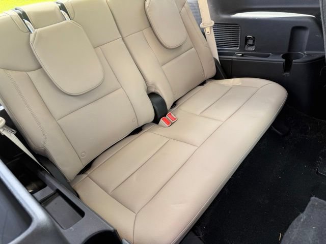 Used 2021 Ford Explorer Limited w/ Equipment Group 301A RWD image 11