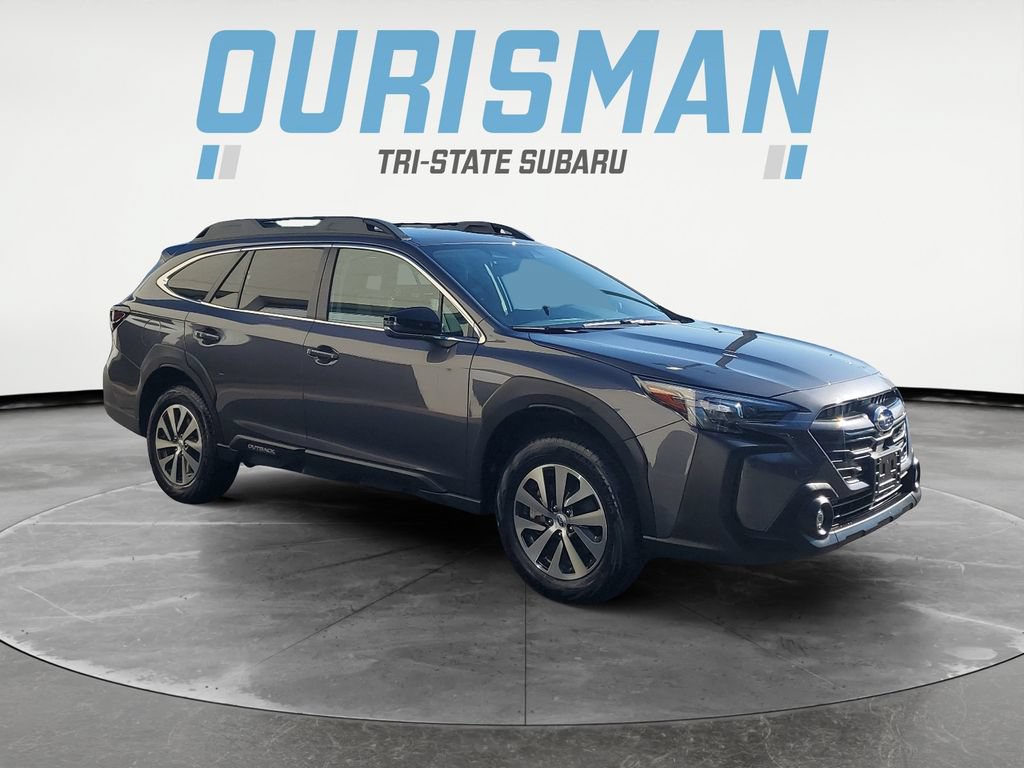 Certified 2025 Subaru Outback Premium AWD/4WD image 1