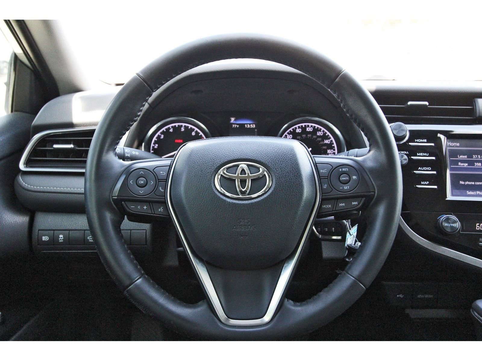Used 2020 Toyota Camry SE image 13