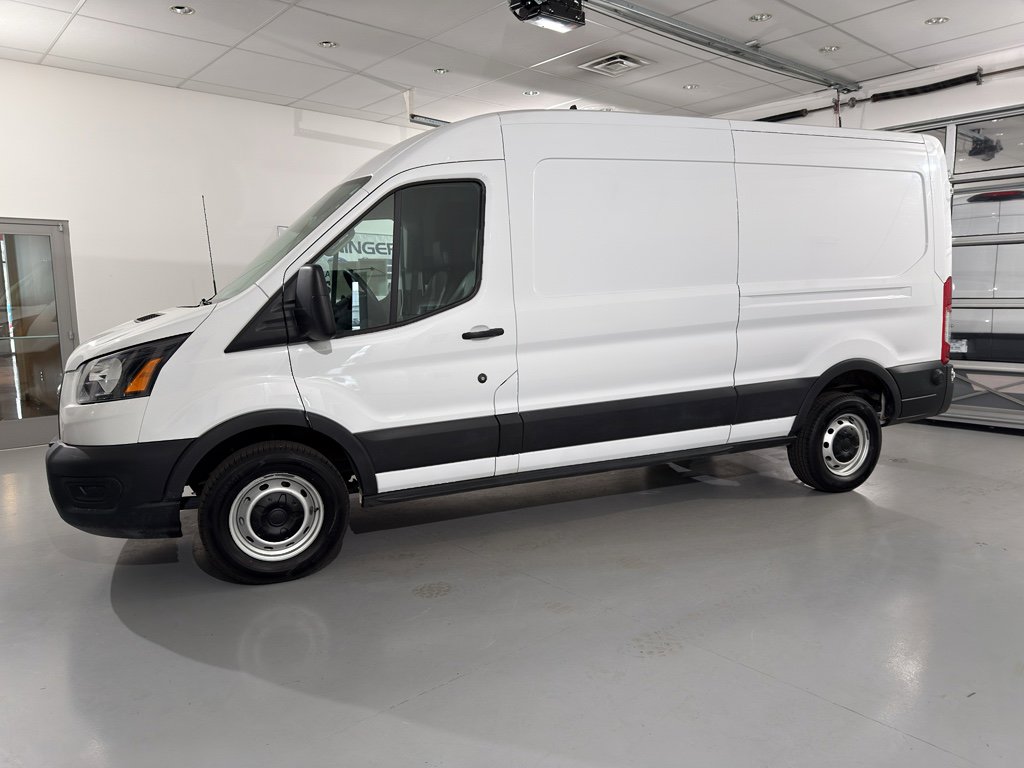 Used 2024 Ford Transit 250 148 Medium Roof w/ Load Area Protection Package image 3