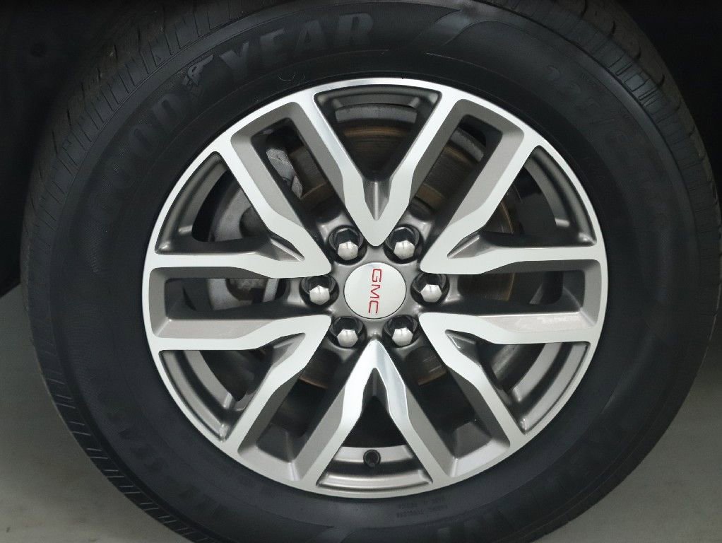 Used 2019 GMC Acadia SLE w/ Driver Alert Package I image 38