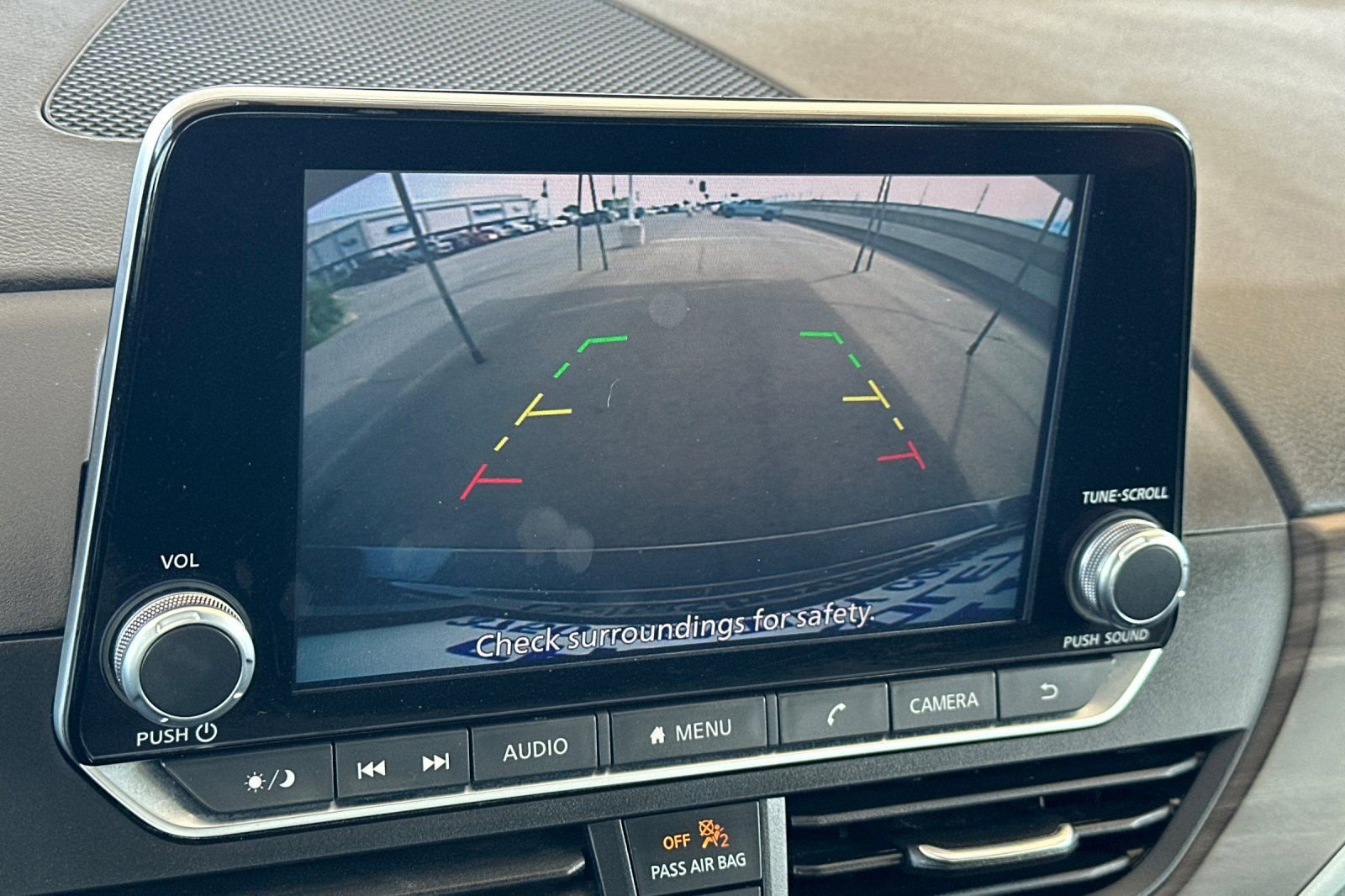 Used 2025 Nissan Altima 2.5 SV FWD image 18
