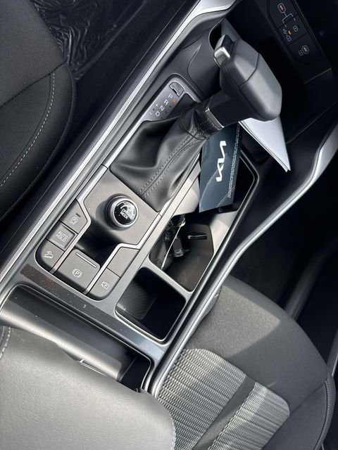 New 2026 Kia Sorento LX FWD image 28