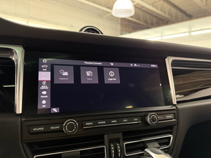 Used 2019 Porsche Macan S AWD/4WD image 24