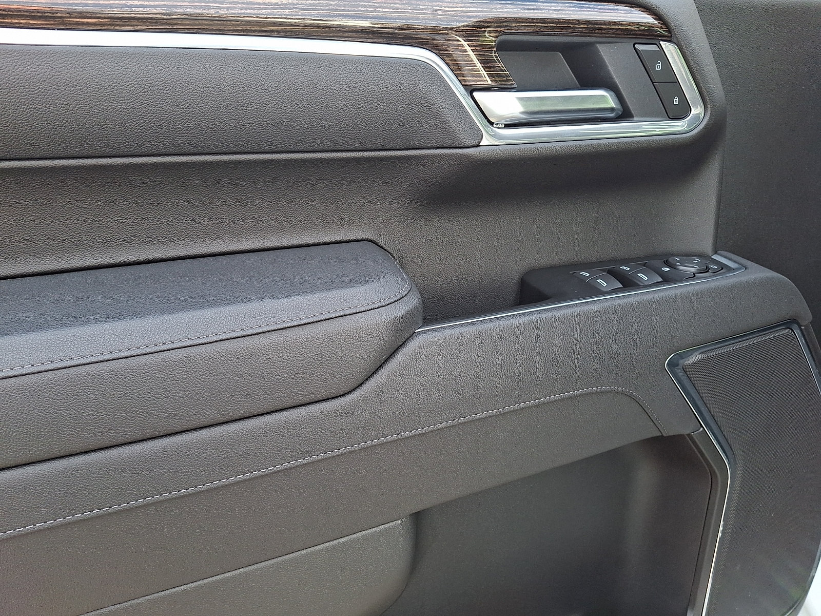 Used 2026 GMC Sierra 1500 Elevation AWD/4WD image 13