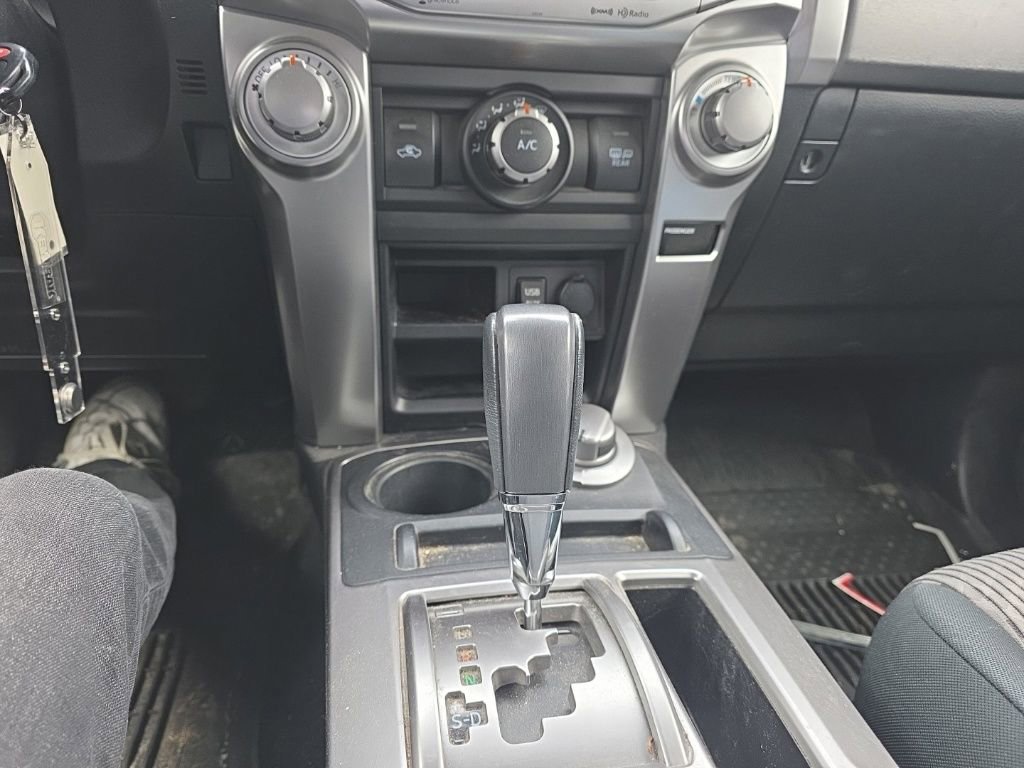 Used 2016 Toyota 4Runner SR5 image 19