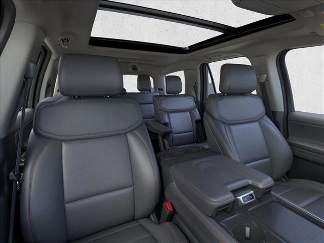 New 2026 Ford Expedition Active image 10