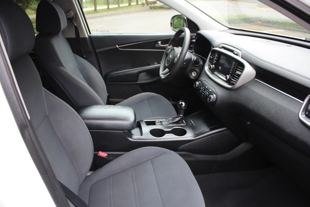 Used 2018 Kia Sorento FWD image 24