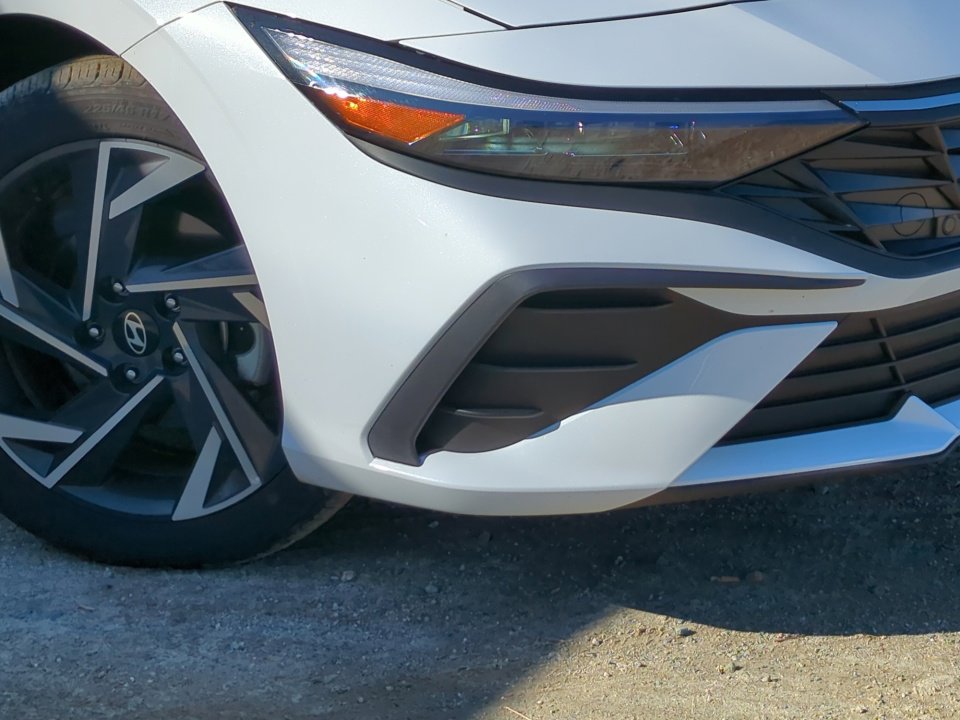 Certified 2025 Hyundai Elantra Sport image 16