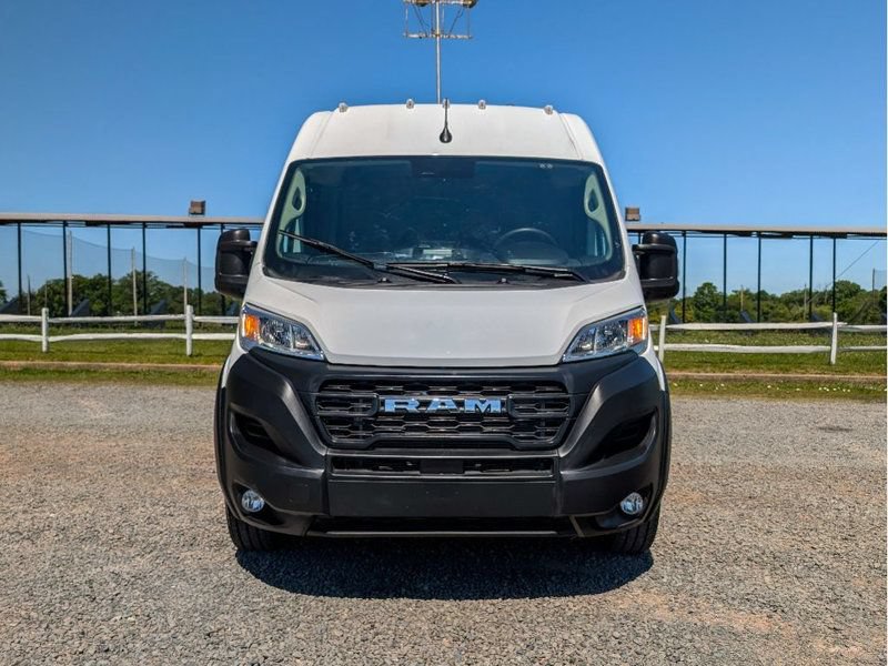Used 2026 RAM ProMaster 2500 w/ Convenience Group FWD image 2