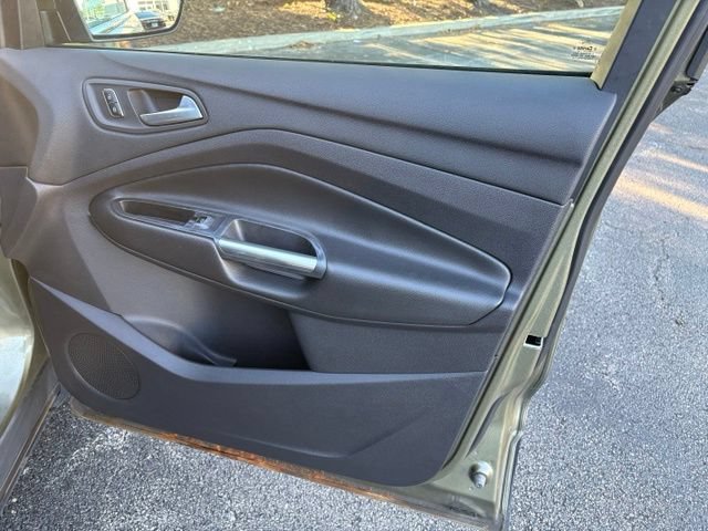 Used 2013 Ford Escape Titanium w/ Parking Technology Pkg FWD image 20
