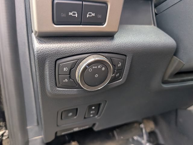 Used 2022 Ford F350 Lariat w/ Lariat Ultimate Package AWD/4WD image 18