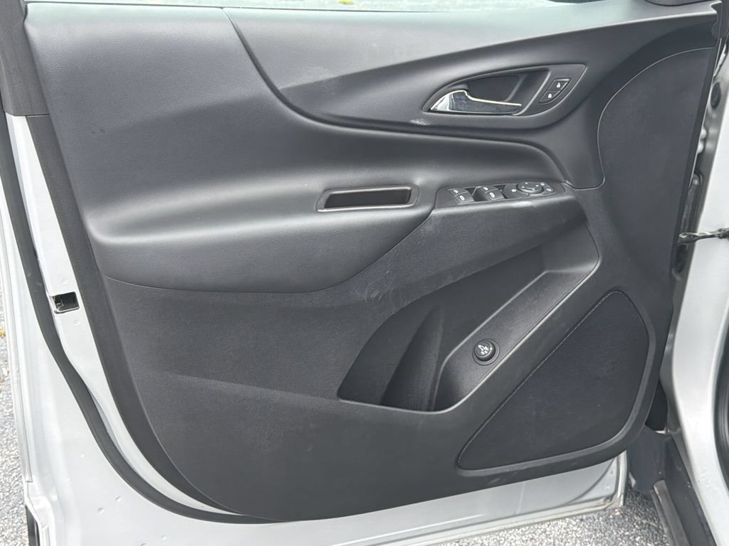 Used 2020 Chevrolet Equinox LT AWD/4WD image 13