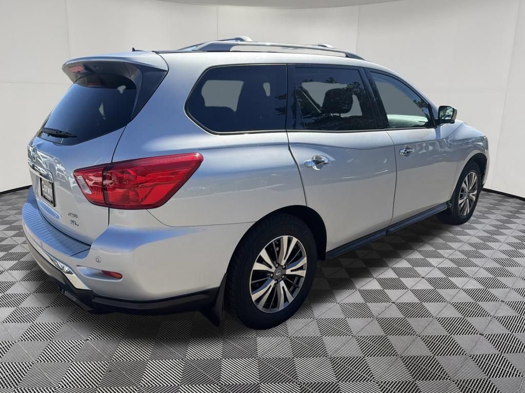 Used 2017 Nissan Pathfinder SL w/ SL Premium Package AWD/4WD image 7