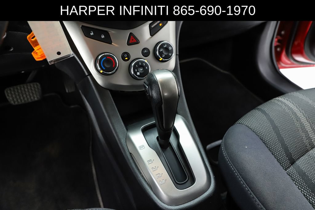 Used 2014 Chevrolet Sonic LT w/ Fun and Sun Package FWD image 62