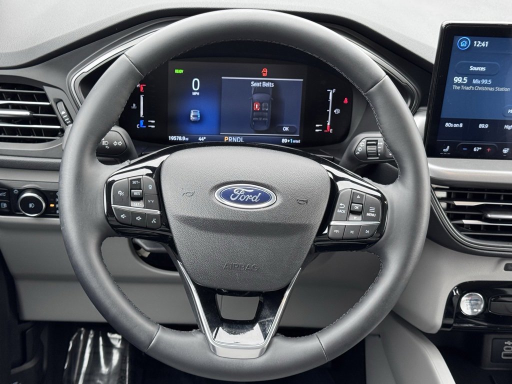 Used 2024 Ford Escape SE image 7