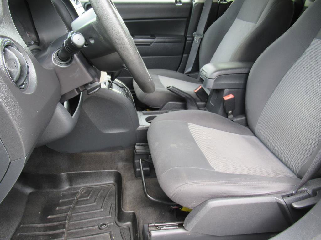 Used 2016 Jeep Patriot Sport w/ Power Value Group image 15