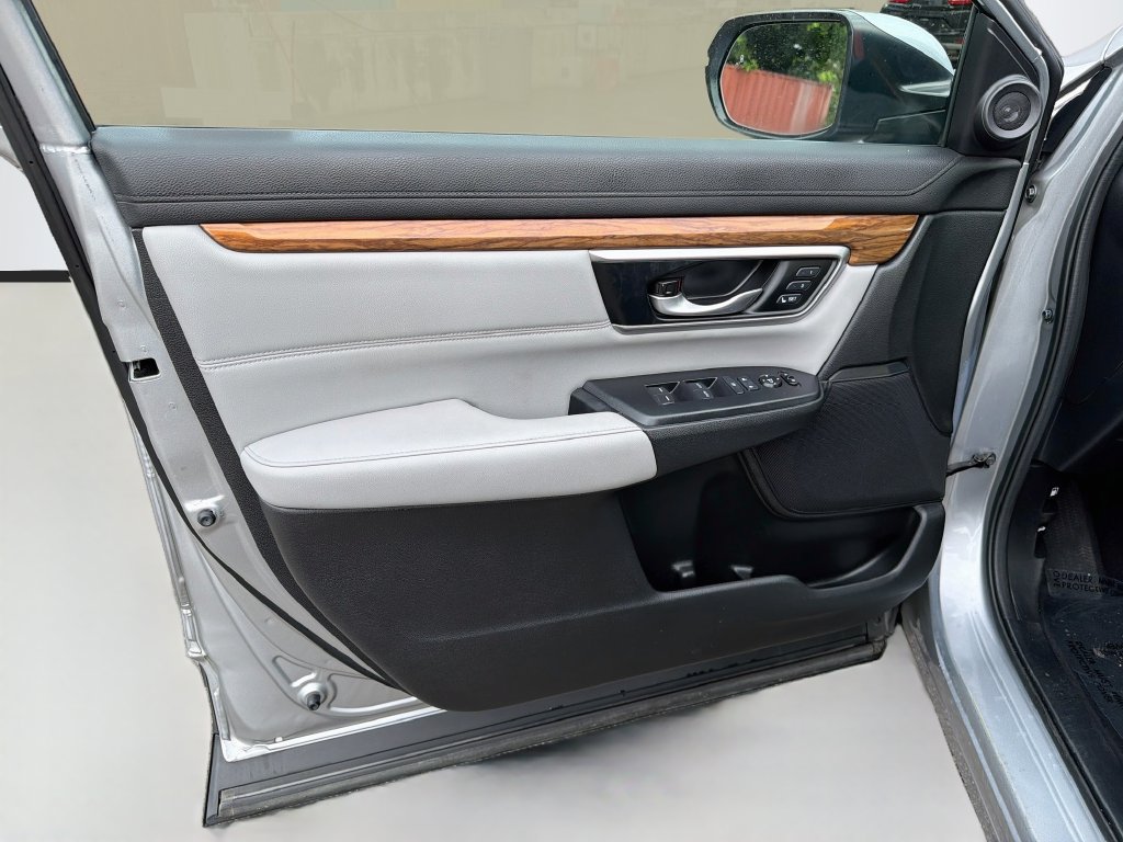 Used 2021 Honda CR-V Touring image 20