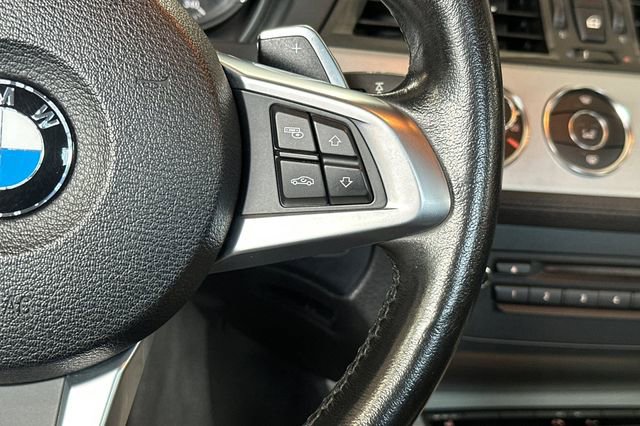 Used 2014 BMW Z4 sDrive35i RWD image 28