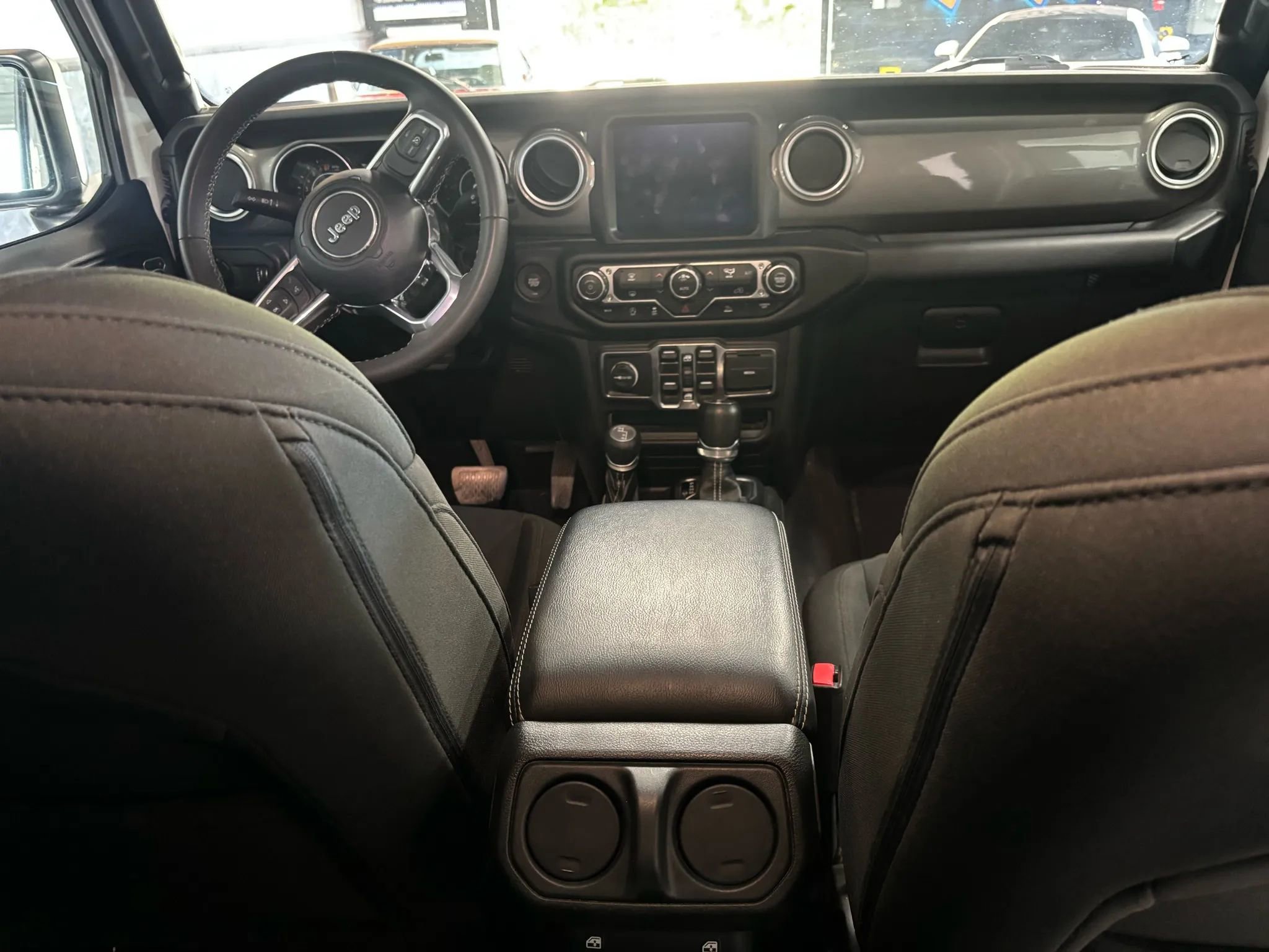 Used 2023 Jeep Gladiator Overland image 20