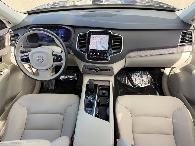 Used 2023 Volvo XC90 B6 Plus w/ Protection Package Premier AWD/4WD image 16