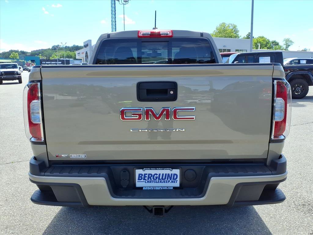 Used 2022 GMC Canyon Elevation w/ Elevation Premium Package AWD/4WD image 4