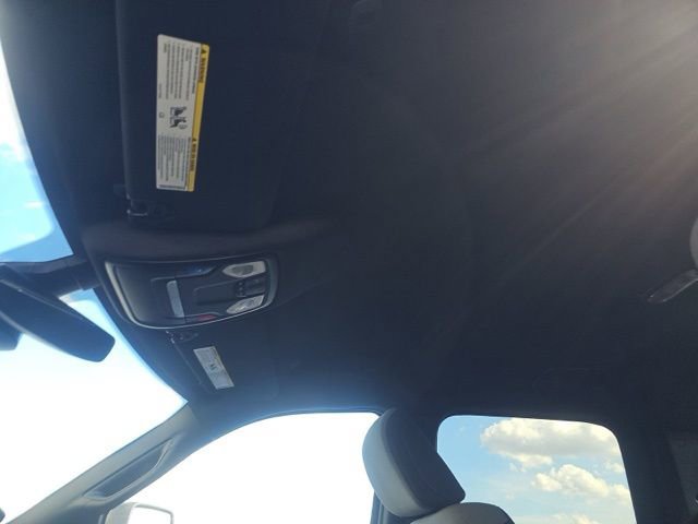 Used 2024 RAM 2500 Big Horn w/ Bed Utility Group image 18