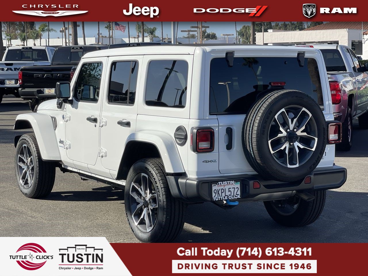 Used 2024 Jeep Wrangler Unlimited AWD/4WD image 4