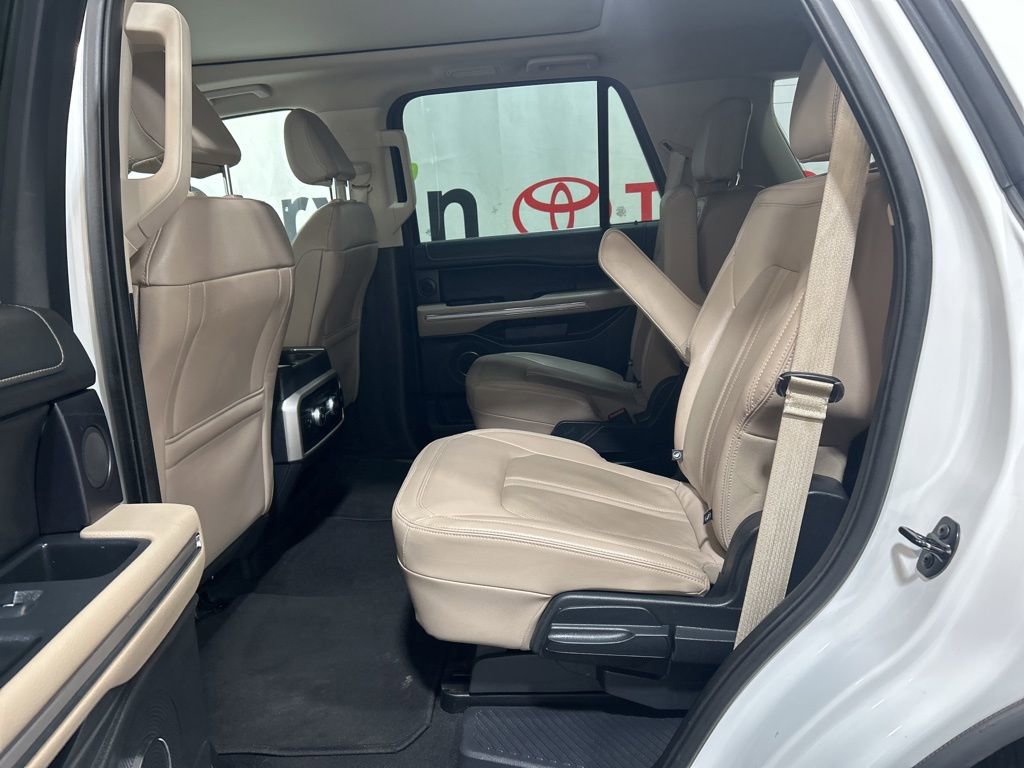 Used 2023 Ford Expedition Limited image 19