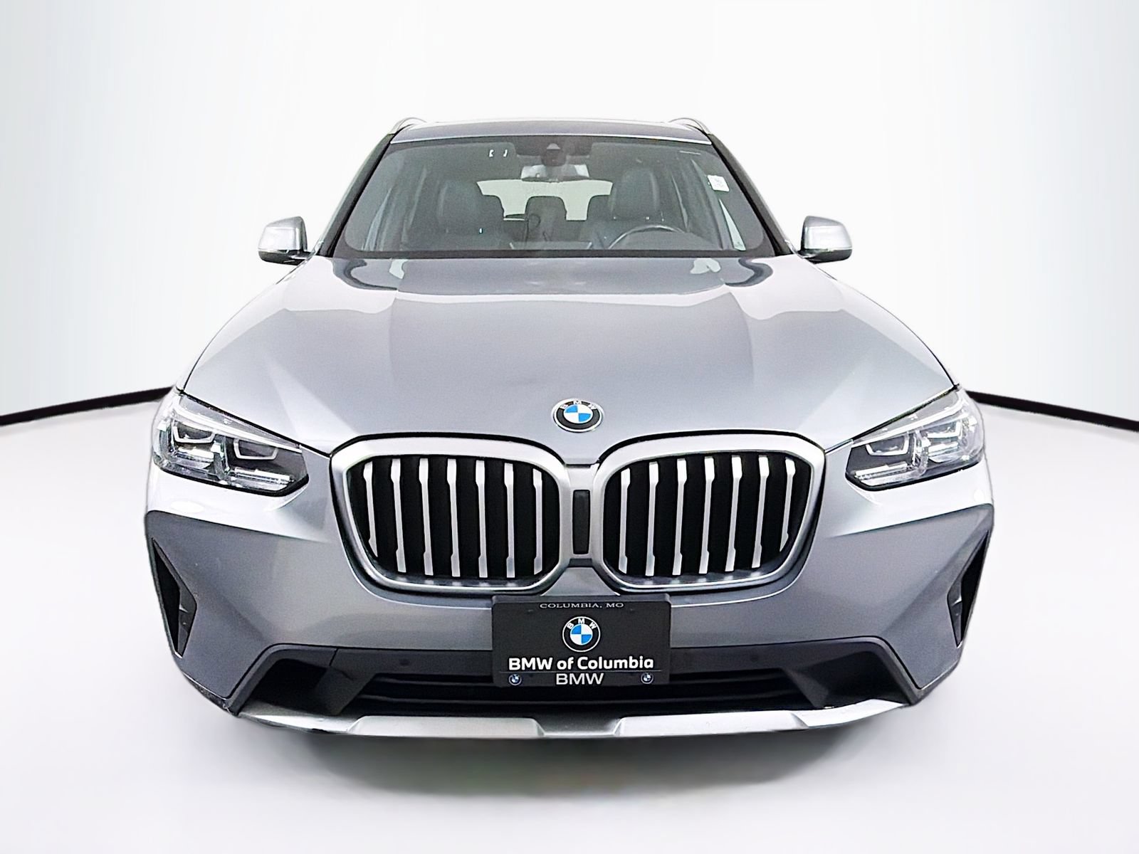 Used 2024 BMW X3 xDrive30i AWD/4WD image 2