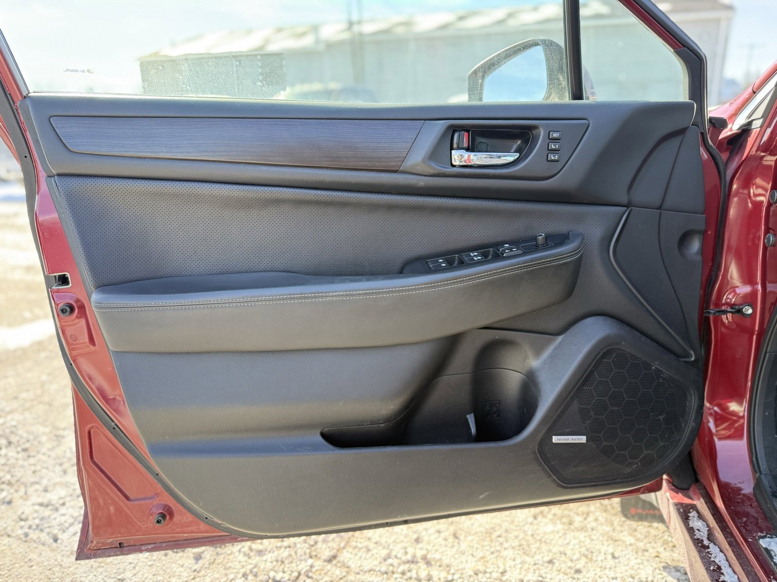 Used 2015 Subaru Legacy 2.5i Limited image 12