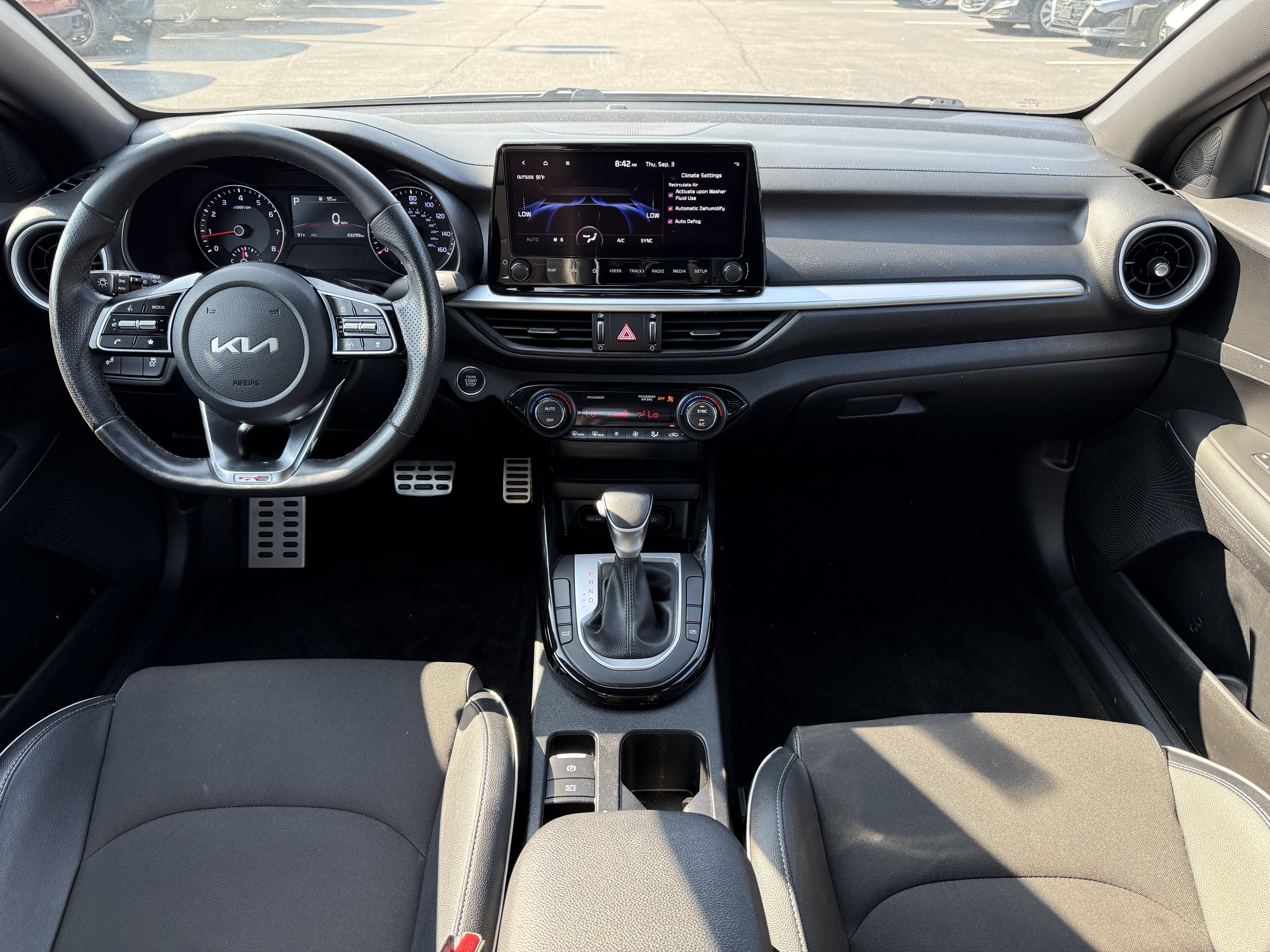 Used 2024 Kia Forte GT-Line FWD image 29