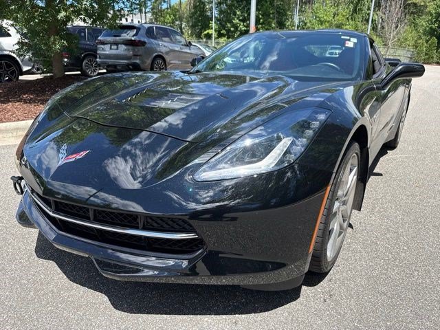 Used 2017 Chevrolet Corvette Stingray Coupe w/ Z51 1LT RWD image 9