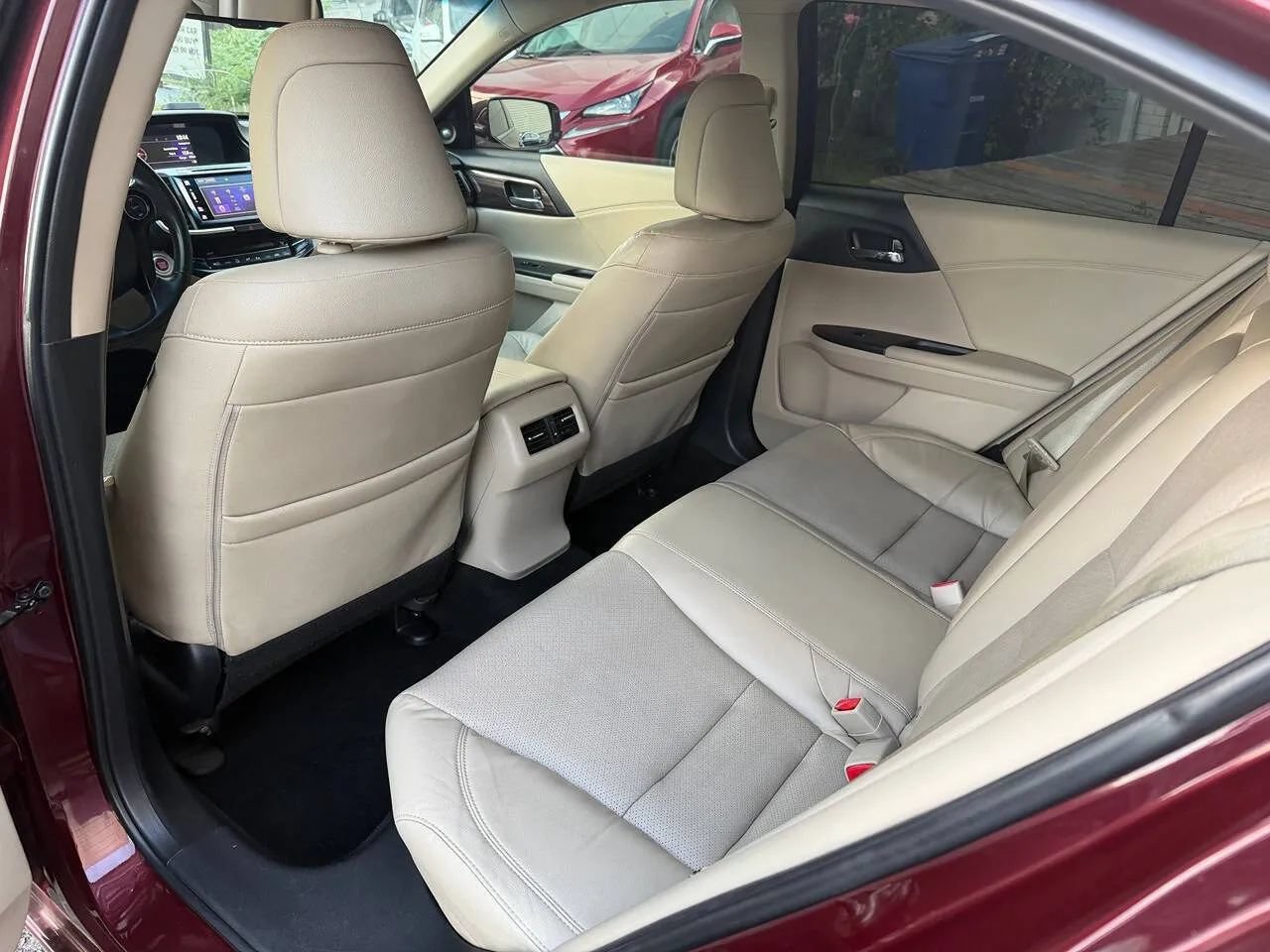 Used 2016 Honda Accord EX-L image 35