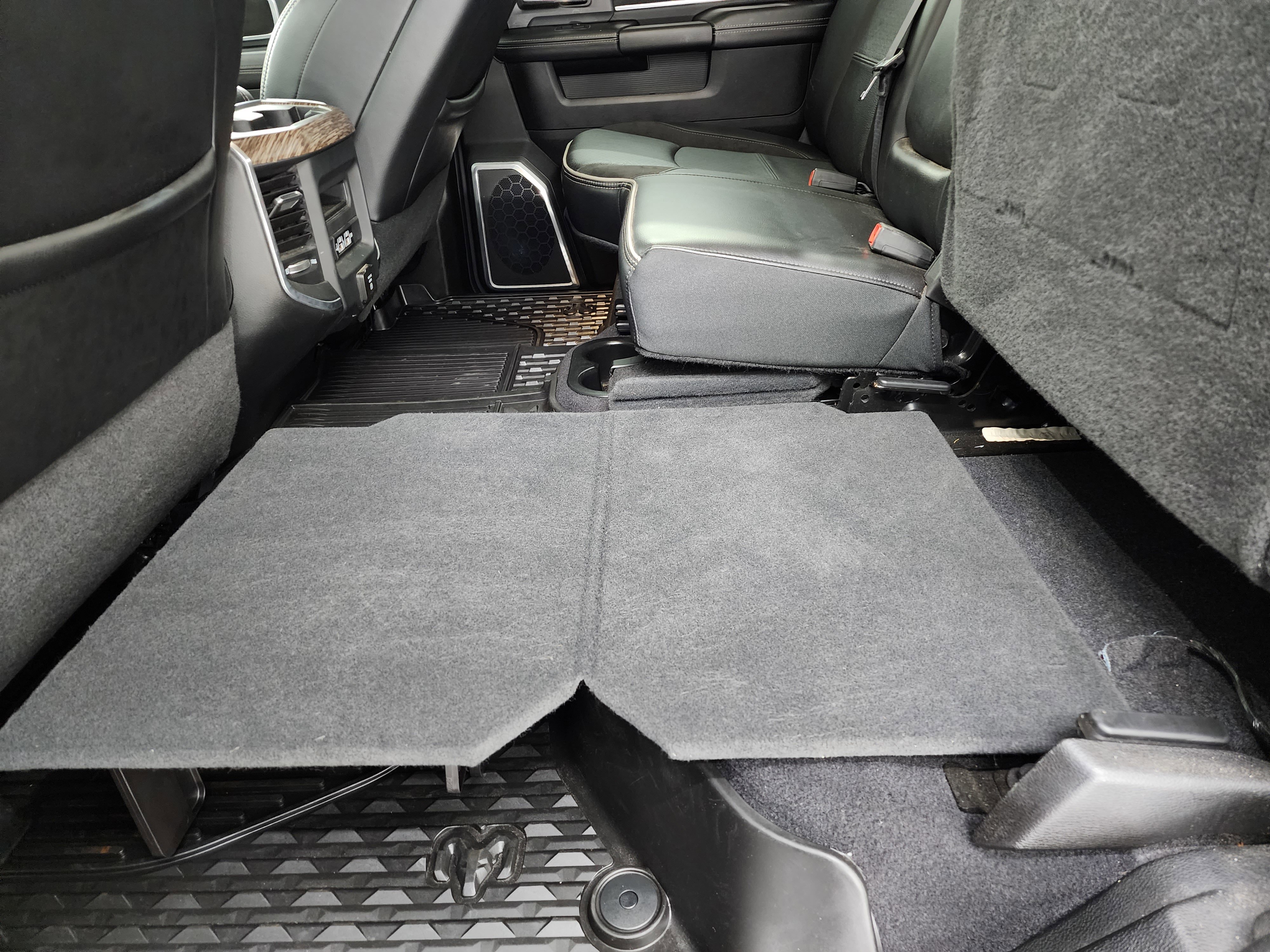 Used 2020 RAM 3500 Laramie image 42