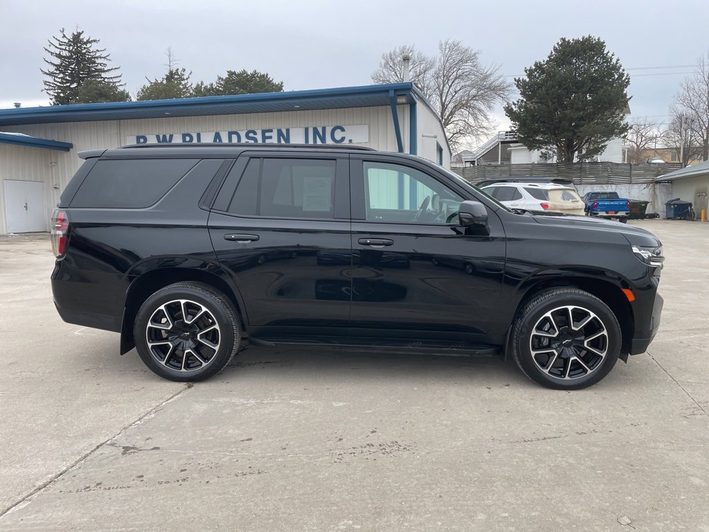 Used 2021 Chevrolet Tahoe RST w/ Luxury Package image 21